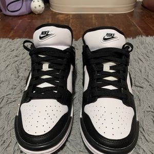 NWOT nike dunk lows